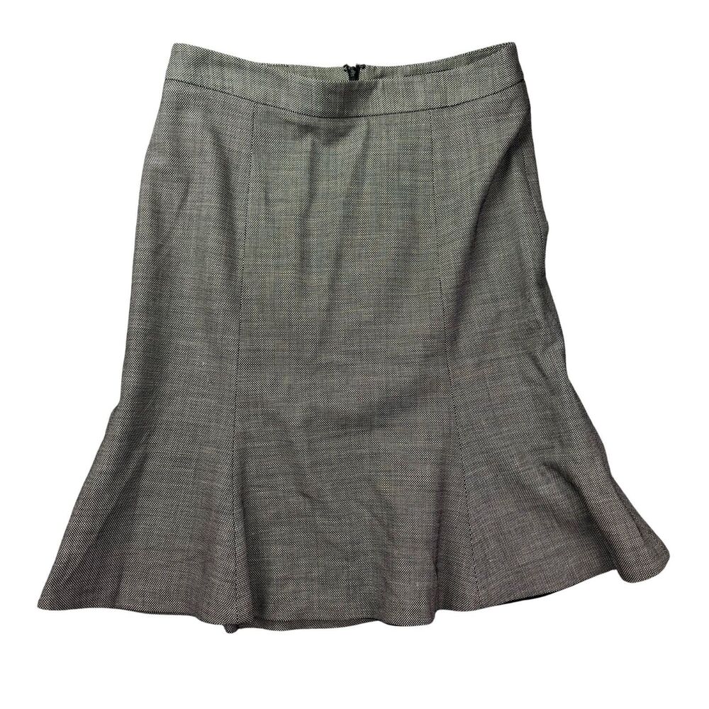 Banana Republic Skirt Womens 8 Gray Lined Back Zipper Wool Flare Business Preppy